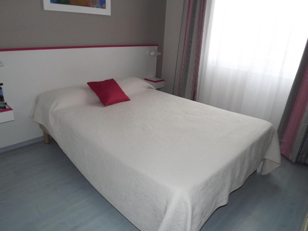 Hotel Mileade Mediterranee - Port-Frejus Phòng bức ảnh