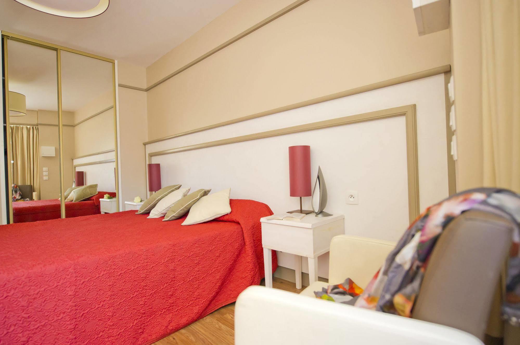 Hotel Mileade Mediterranee - Port-Frejus Ngoại thất bức ảnh